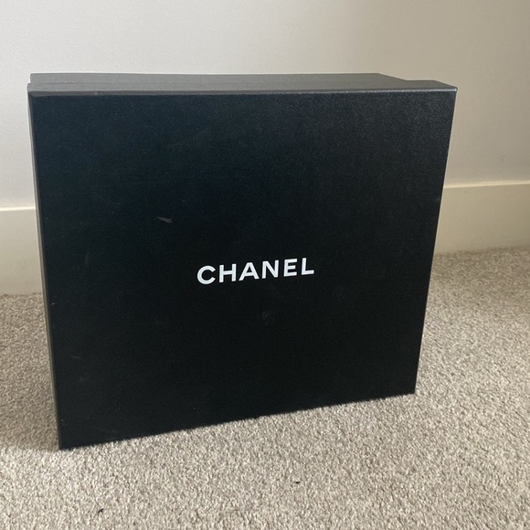 CHANEL Storage box Original - Picture 2 of 9